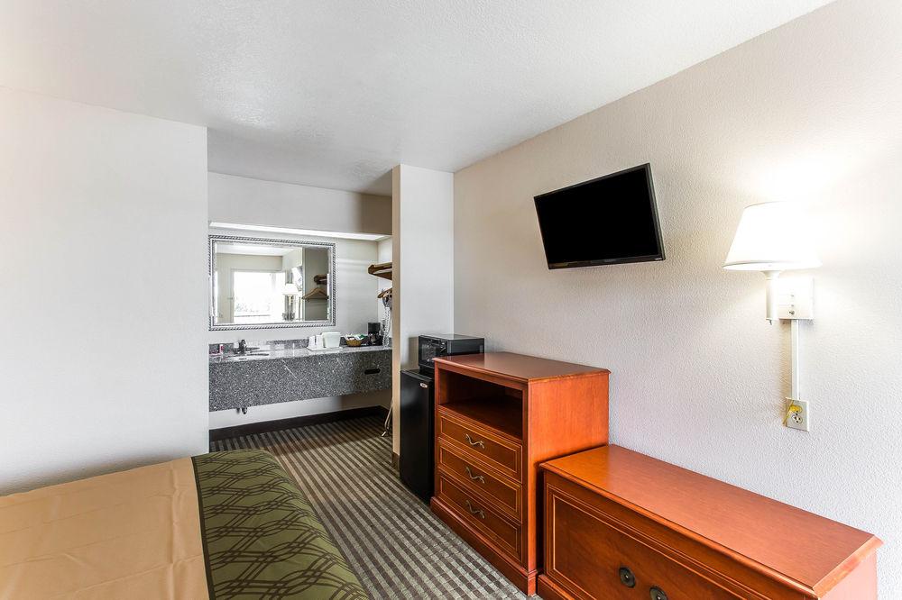 Lodge Econo