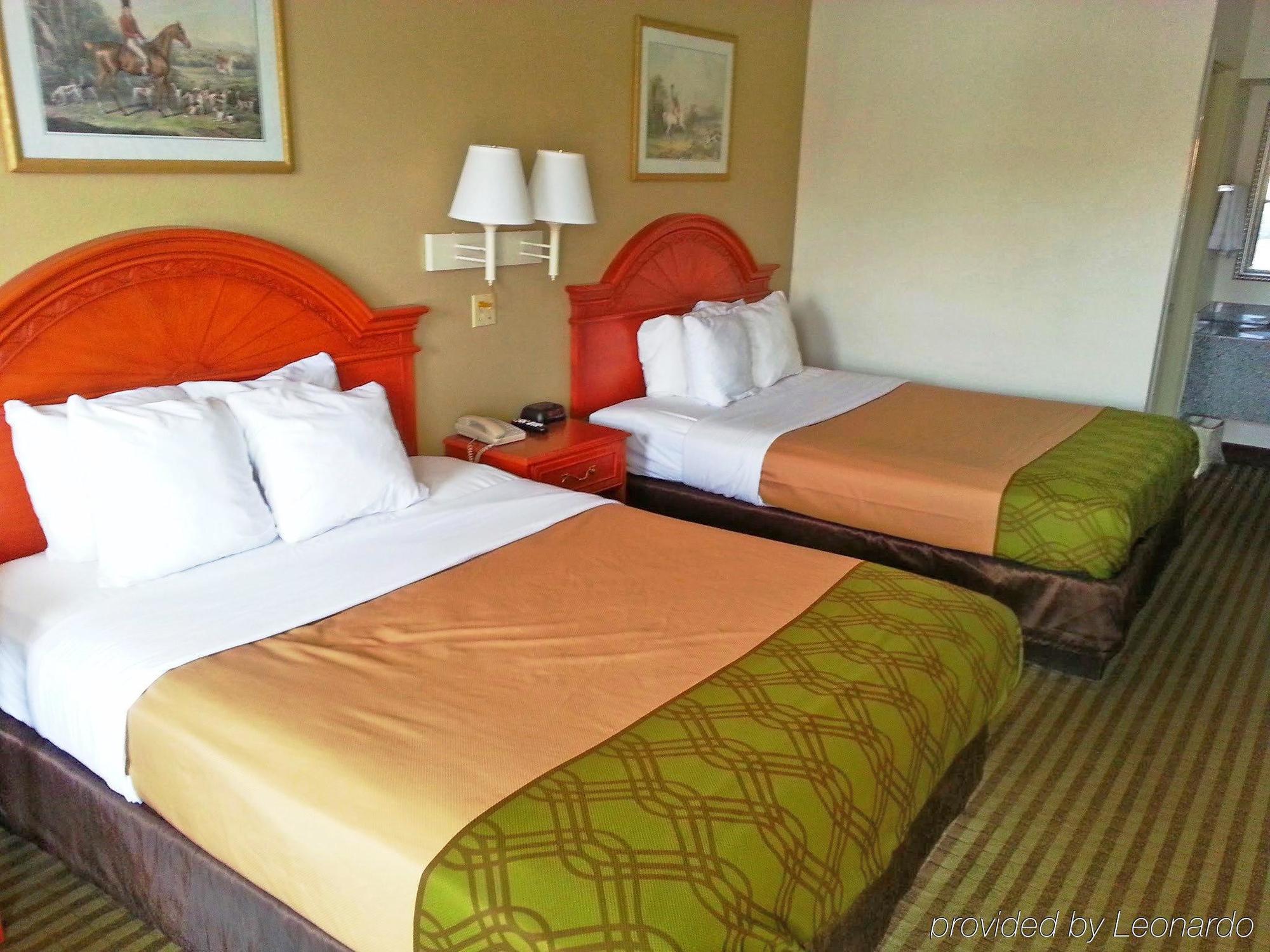 Lodge Econo Lebanon